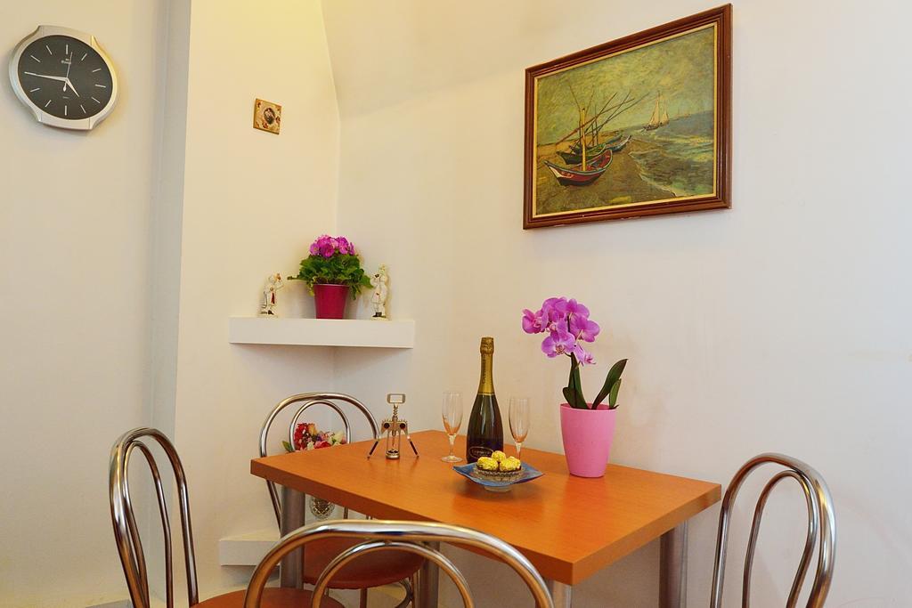 Atlas Accommodation Bucureşti Eksteriør bilde
